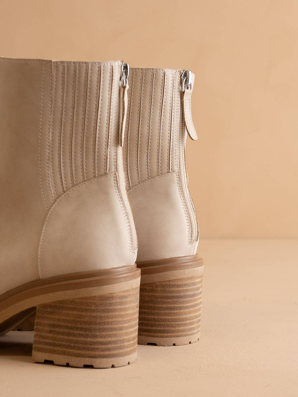 Oasis Society The Megan | Light Grey Lug Chelsea Bootie