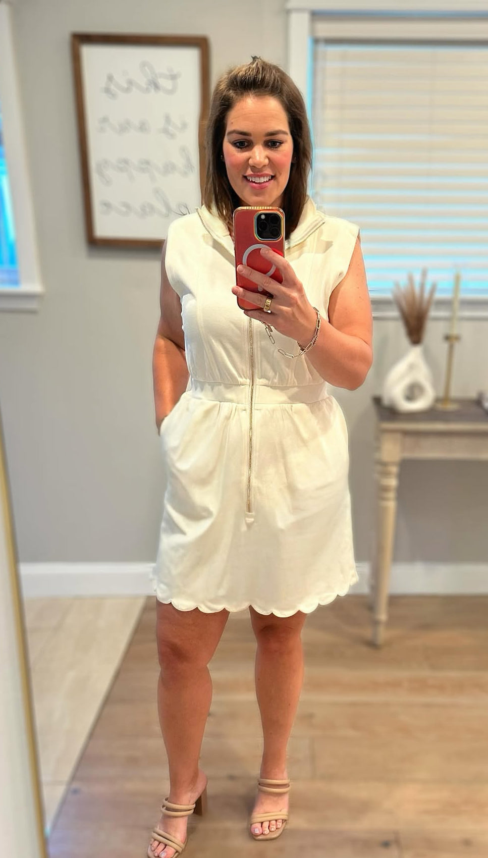 Women’s Solid Sleeveless Mini Dress with Scallop Collar