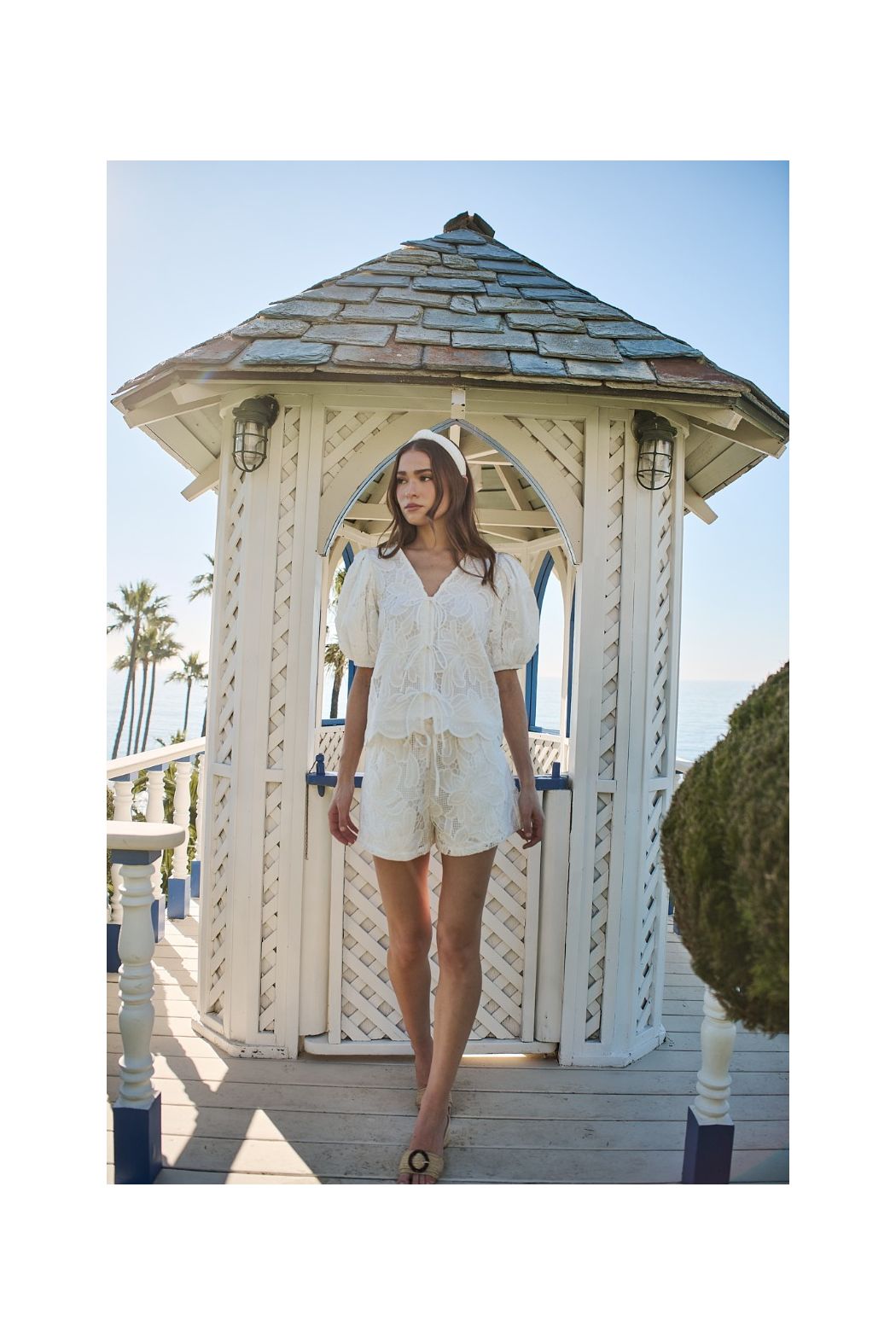Sugarlips Friona White Puff Sleeve Set Top